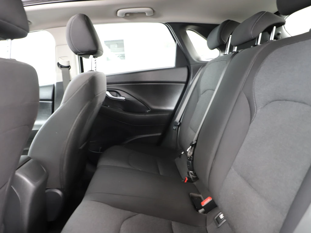 HYUNDAI i30 i30 II - Ph1 - 1.6 CRDi Maestro BVM 136ch 2021 occasion CASABLANCA - Kia Occasion - photo 10