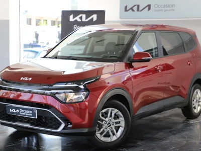Véhicule occasion KIA  Carens  Carens IV - Ph1 - 1.5 CRDI Motion BVM 115ch