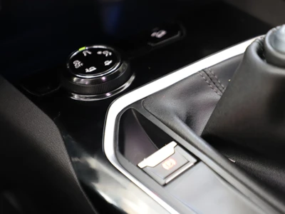 PEUGEOT 3008 3008 II - Ph1 - 2.0 HDi Active + BVM 150ch 2018 occasion AGADIR - Kia Occasion 14