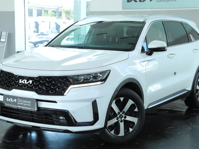 Véhicule occasion KIA  Sorento  Sorento IV - Ph1 - 2.2 CRDi 2WD Design+ DCT 202ch