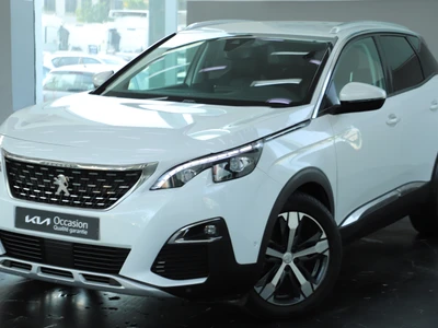 Véhicule occasion PEUGEOT  3008  3008 II - Ph1 - 2.0 HDi Active + BVM 150ch