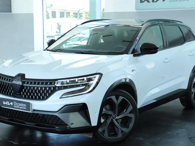 Véhicule occasion RENAULT  AUSTRAL  AUSTRAL I - Ph1 - 1.2 TCe  E-tech full hybrid esprit alpine BVA 200ch