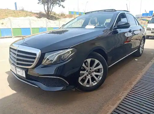 MERCEDES-BENZ Classe E