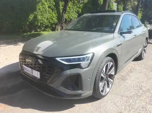 AUDI Q8 E-TRON