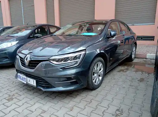 RENAULT Megane Sedan