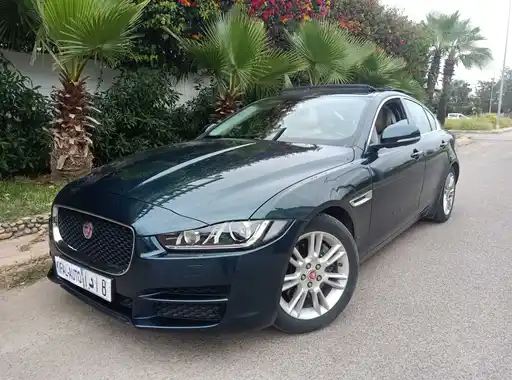 JAGUAR XE