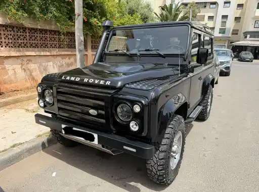 LAND-ROVER Defender