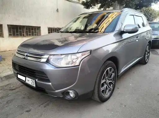 MITSUBISHI Outlander 2016 CASABLANCA