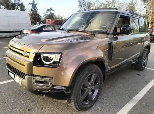 LAND-ROVER Defender