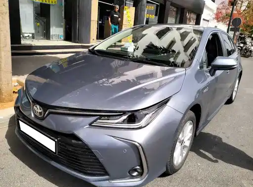 TOYOTA Corolla Prestige